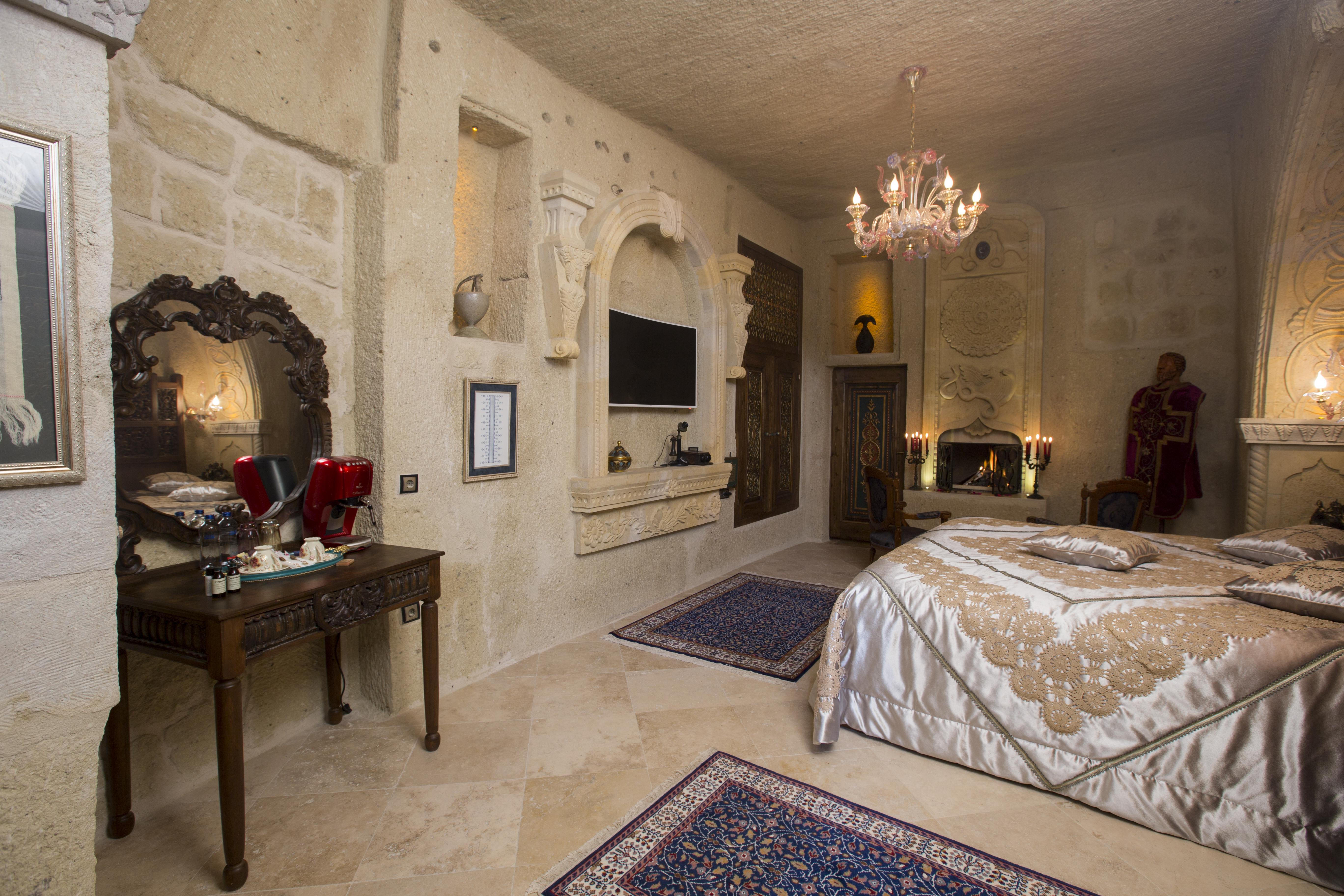 Elika Cave Suites & Spa เกอเรเม ภายนอก รูปภาพ