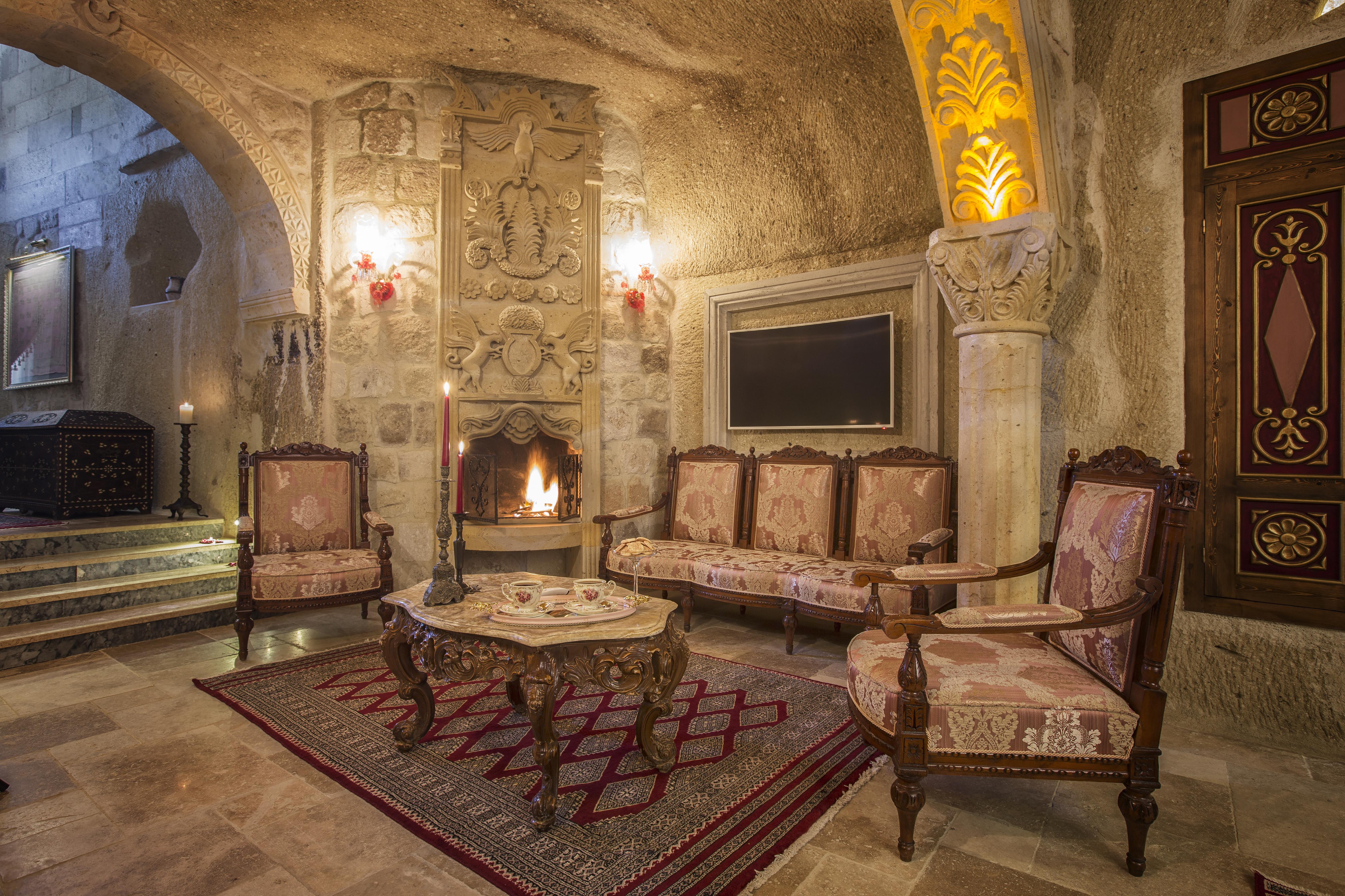 Elika Cave Suites & Spa เกอเรเม ภายนอก รูปภาพ