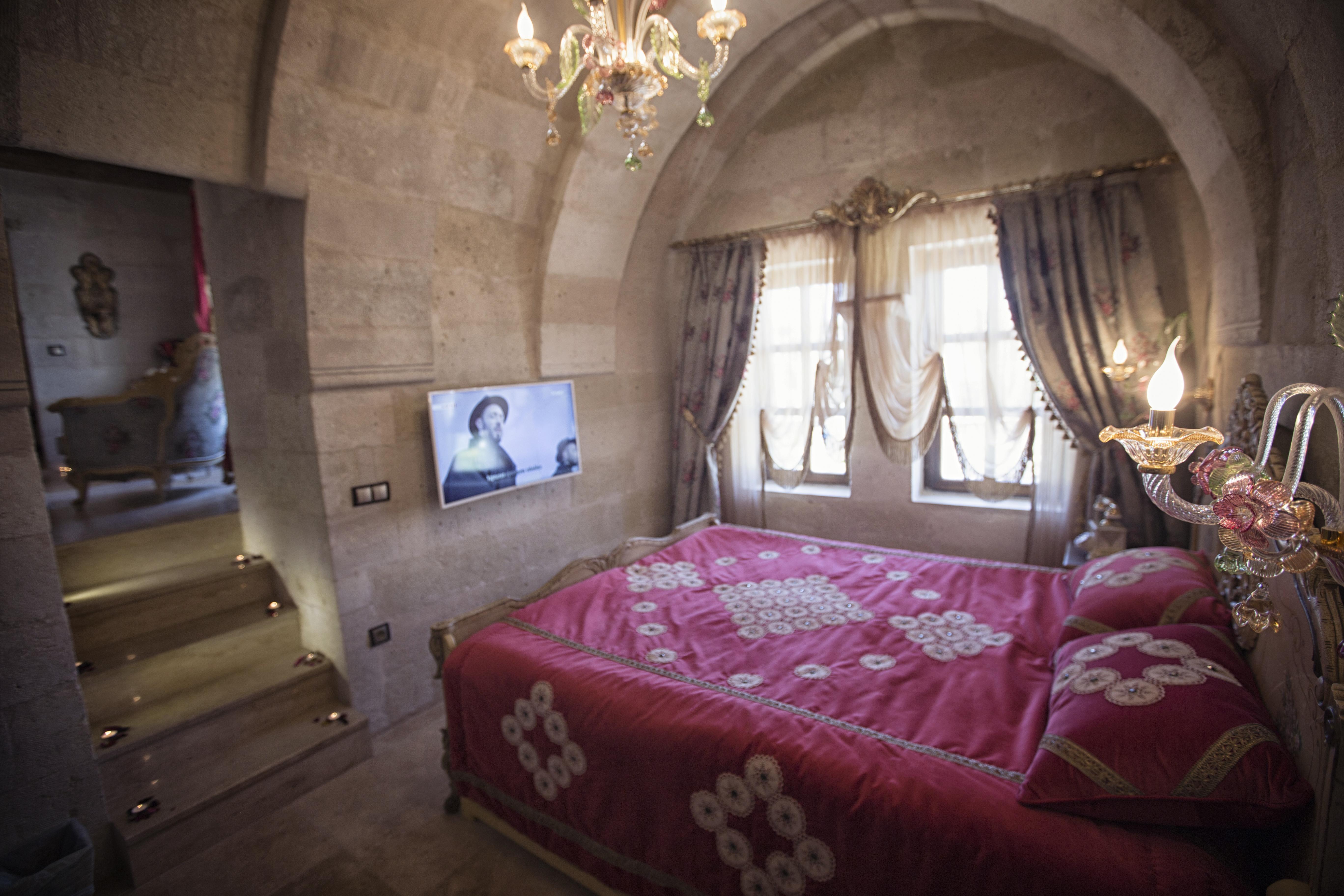 Elika Cave Suites & Spa เกอเรเม ภายนอก รูปภาพ