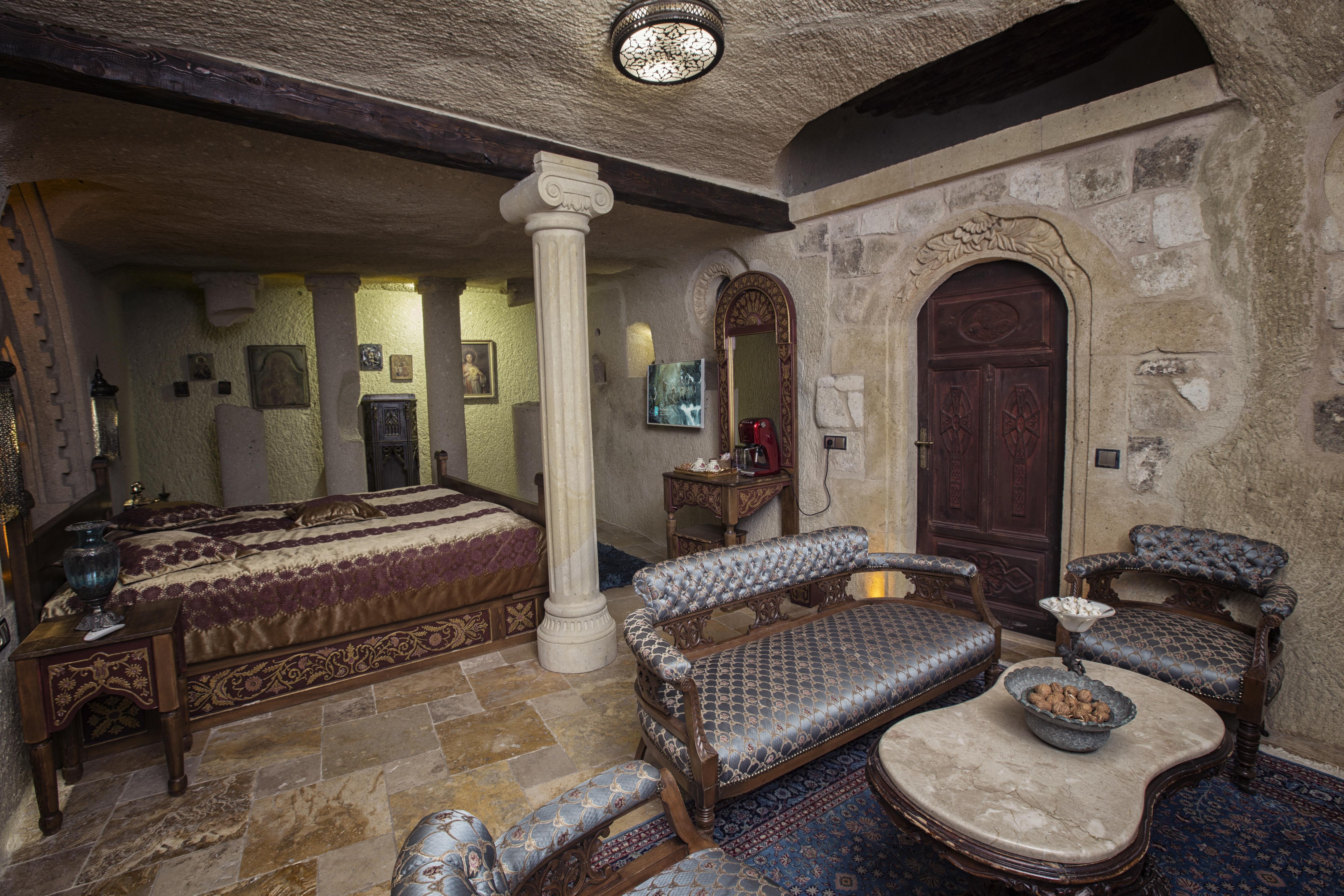 Elika Cave Suites & Spa เกอเรเม ภายนอก รูปภาพ